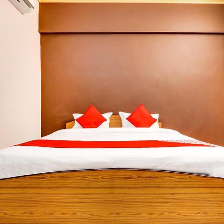 Hotel O Star City Hotel Ayodhya المظهر الخارجي الصورة