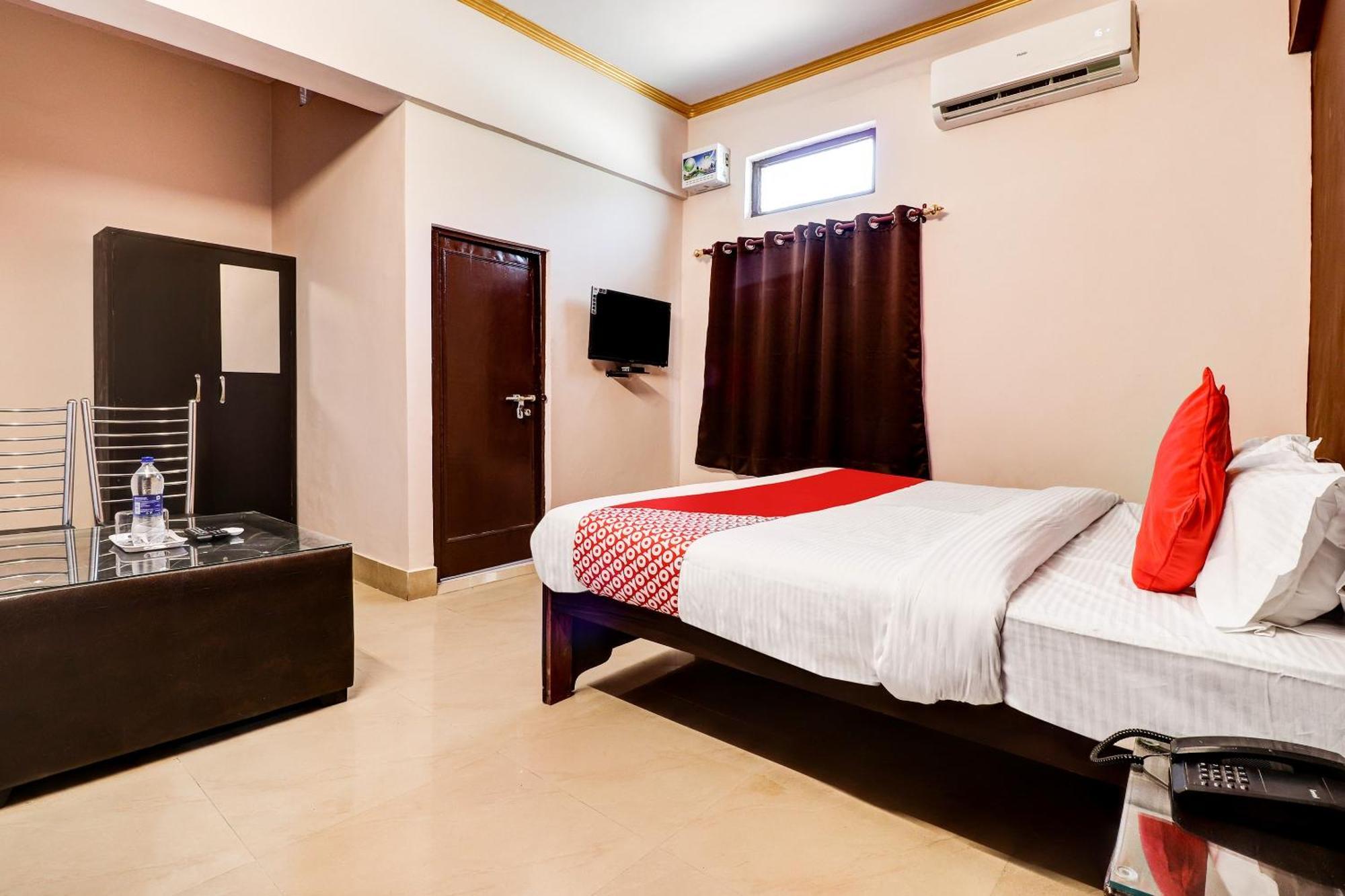 Hotel O Star City Hotel Ayodhya المظهر الخارجي الصورة