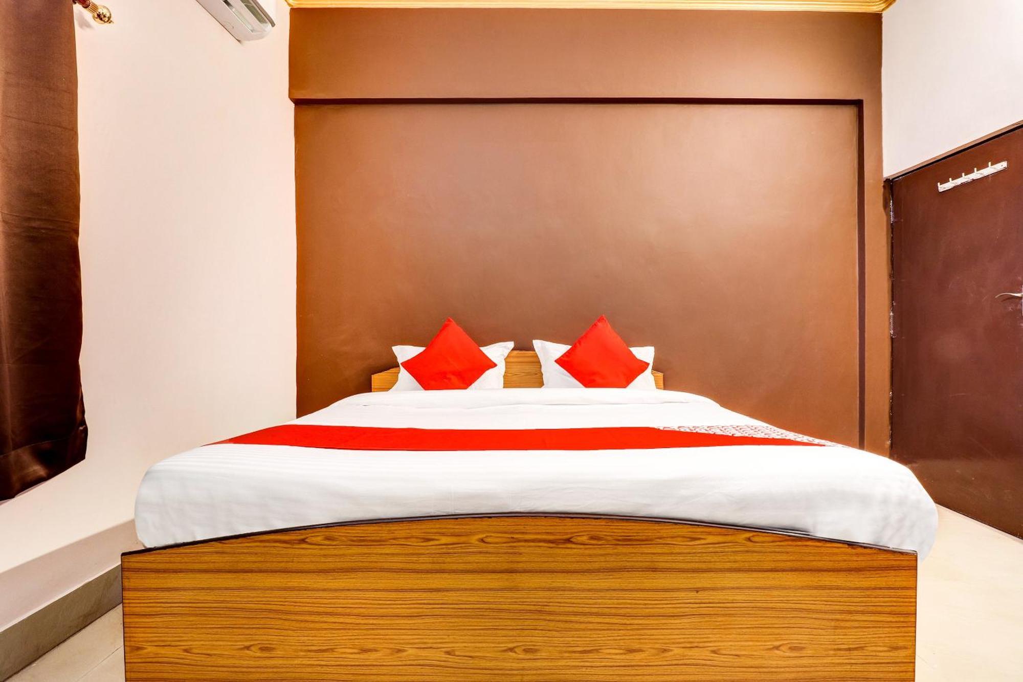Hotel O Star City Hotel Ayodhya المظهر الخارجي الصورة